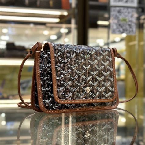 goyard plumet pocket wallet.